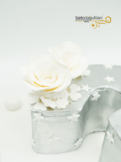 38 Rakamı Harfli Pasta