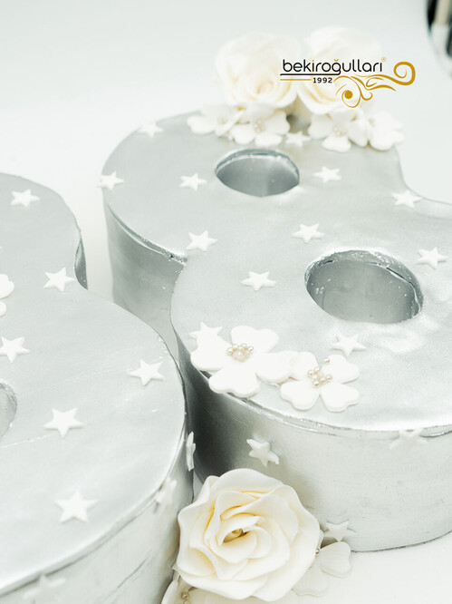 38 Rakamı Harfli Pasta