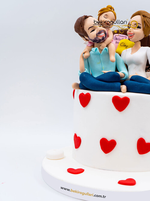 Anne Baba Çocuk Figürlü Model Aile Konsept Pasta