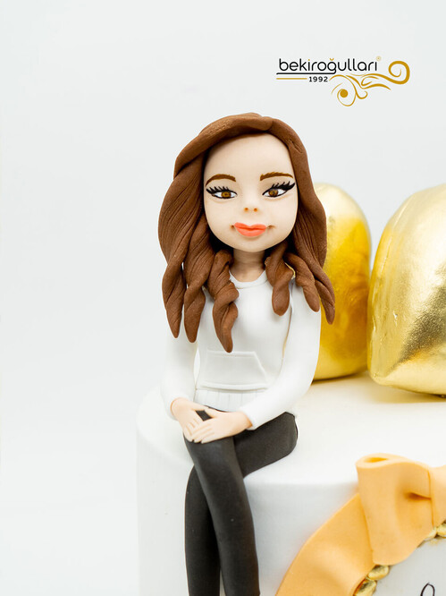 Anne Çocuk Temalı Pasta