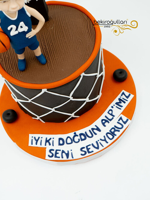 Basketbol Oyuncu Pasta