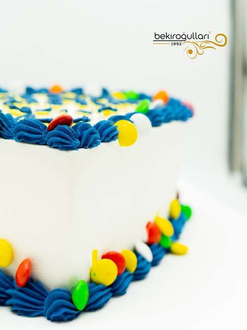 Bonibon Süslemeli Sıvama Pasta