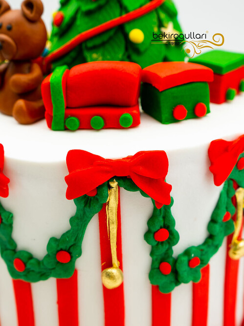 Çam Ağacı Konsept Pasta