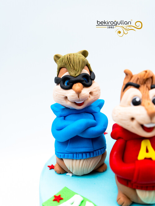 Çizgi Film Karakteri Sincaplı Konsept Pasta