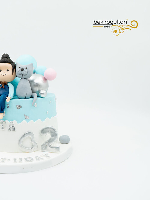 Çocuk Figür ve Kedi Pasta