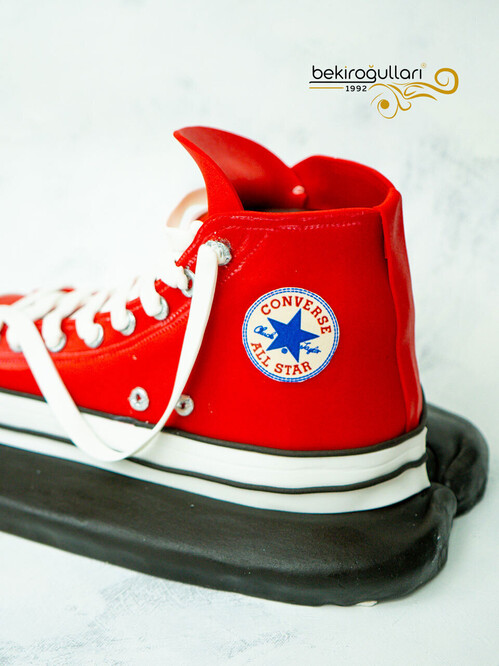 Converse Tasarım Pasta