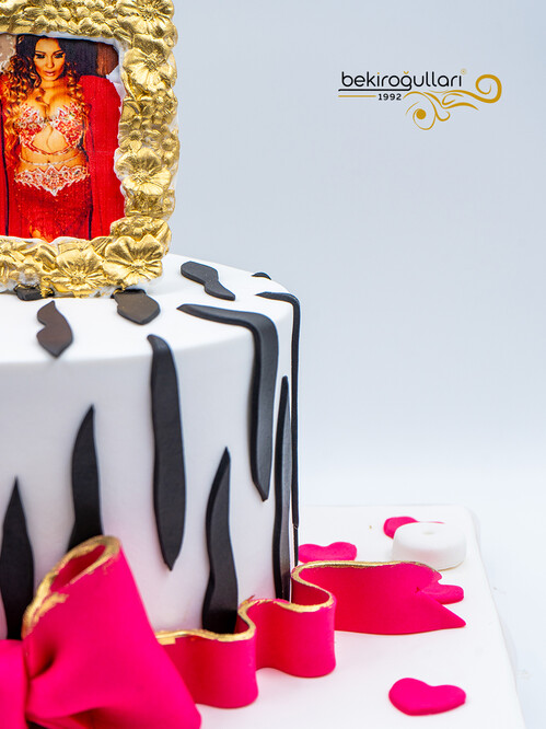 Danscı Temalı Kadın Figürlü Konsept Pasta