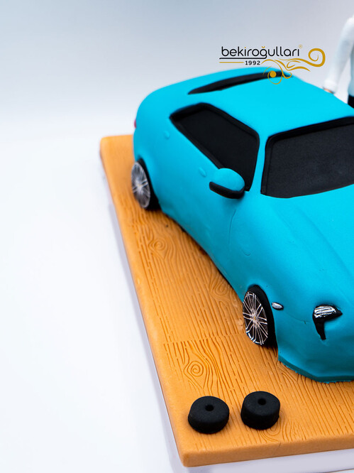 Figür Mavi Araba Model Konsept Pasta