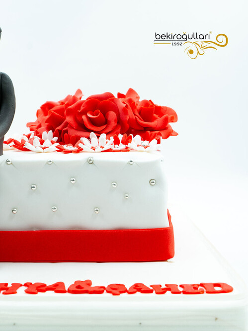 Gelin Damat Nişan Konsept Pasta