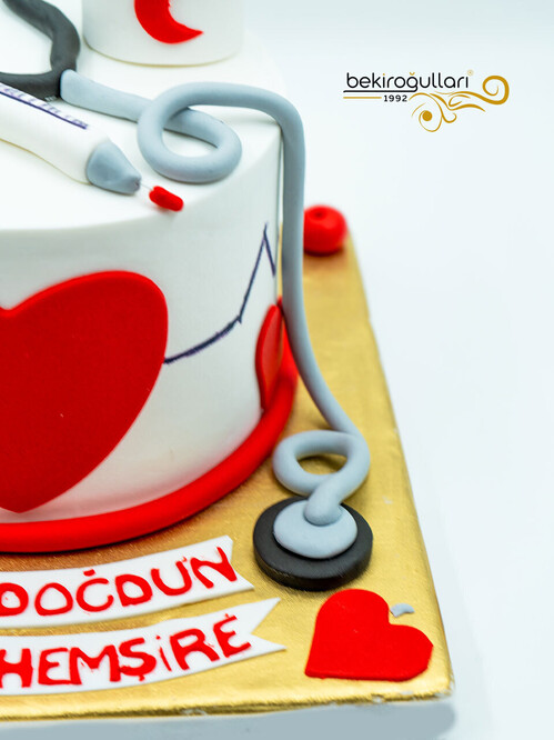 Hemşire Doktor Temalı Pasta