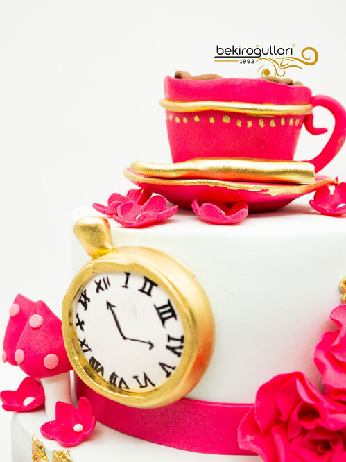 İçecek Detaylı Tasarım Pasta