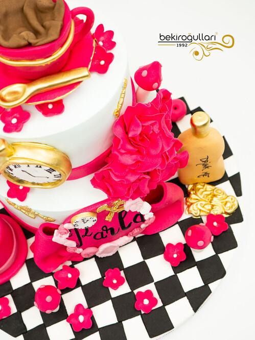 İçecek Detaylı Tasarım Pasta