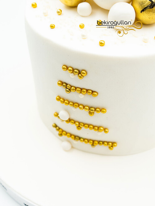 Kar Tanesi Temalı Pasta