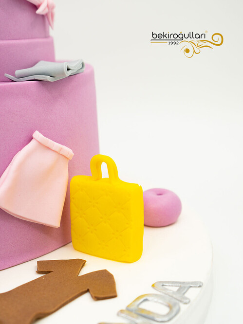 Kıyafet Butik Pasta