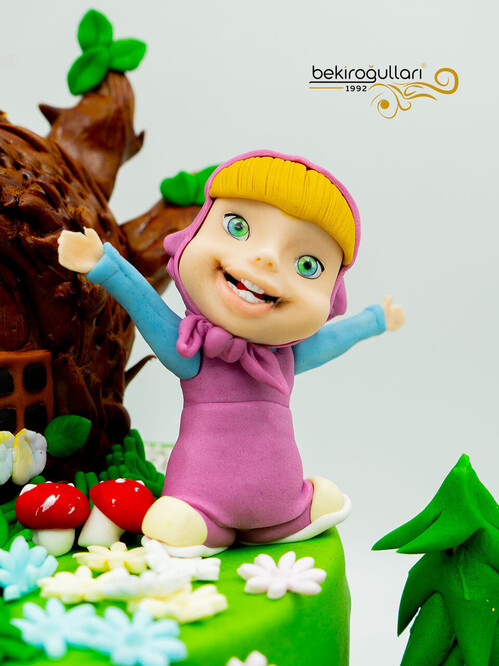 Koca Ayı ve Maşa Pasta