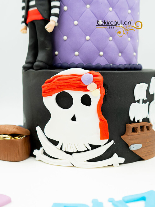 Korsan ve Prenses Pasta