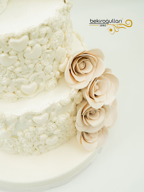 Kuş Detaylı Konsept Pasta