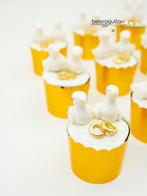 Kuş Detaylı Model Cupcake