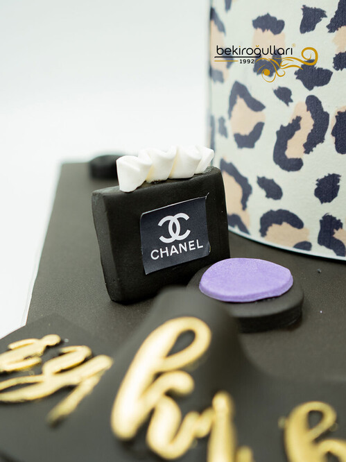 Leopar Desenli Figür Pasta