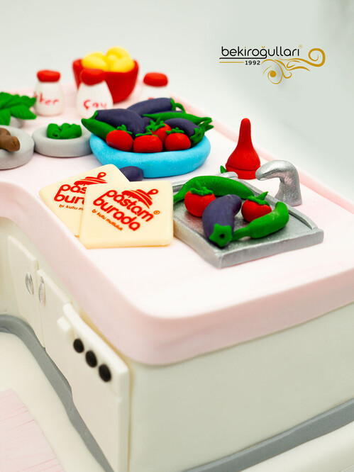 Mutfak Temalı Tasarım Pasta