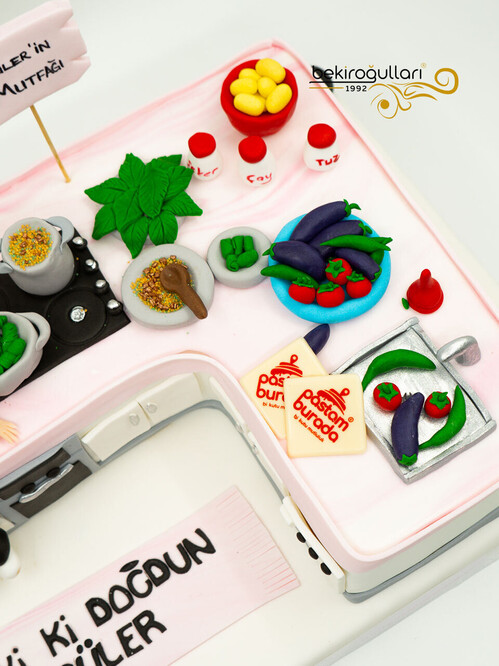 Mutfak Temalı Tasarım Pasta