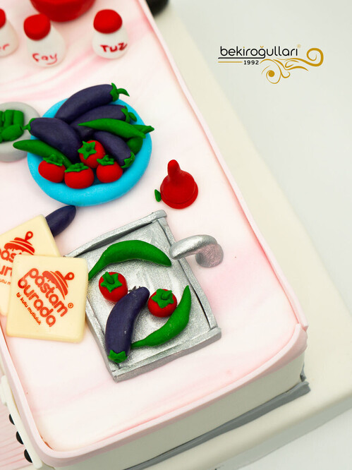 Mutfak Temalı Tasarım Pasta