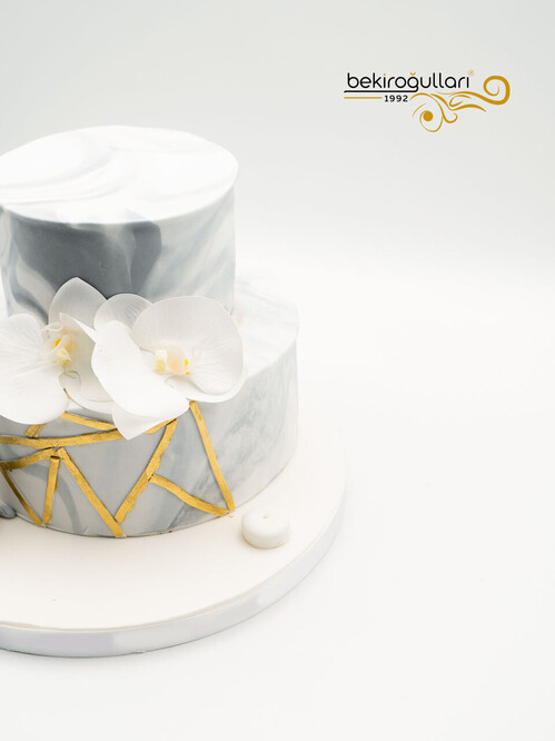 Orkide ve Kedi Detaylı Pasta