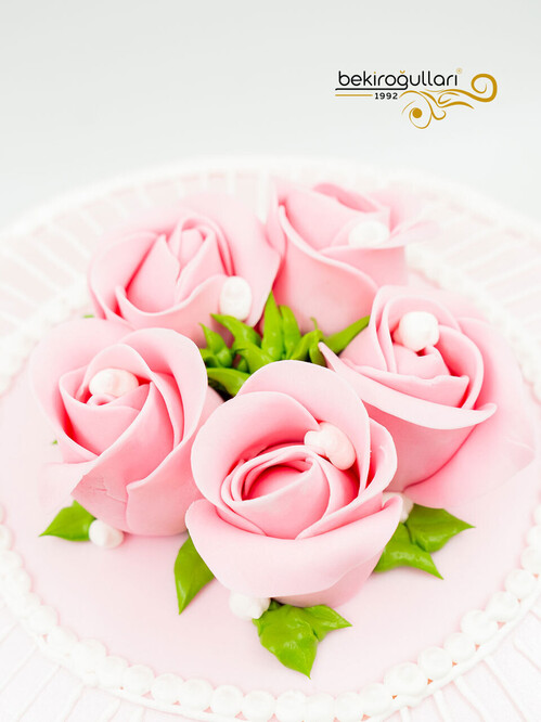 Pembe Çiçek Butik Pasta