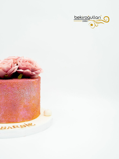 Pembe Çiçekli Butik Pasta