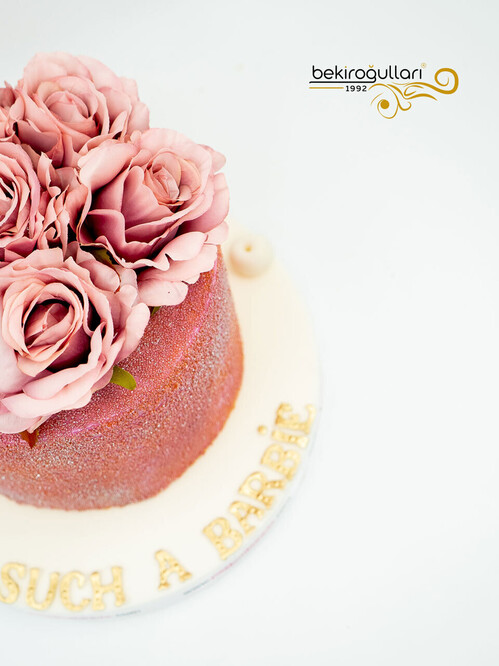 Pembe Çiçekli Butik Pasta