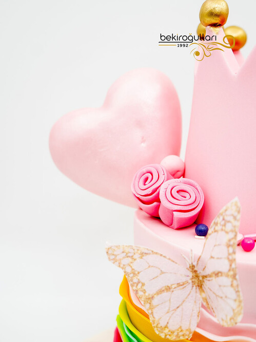 Pembe Taç Konsept Pasta