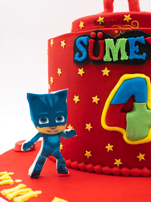 Pijamaskeliler Konsept Pasta