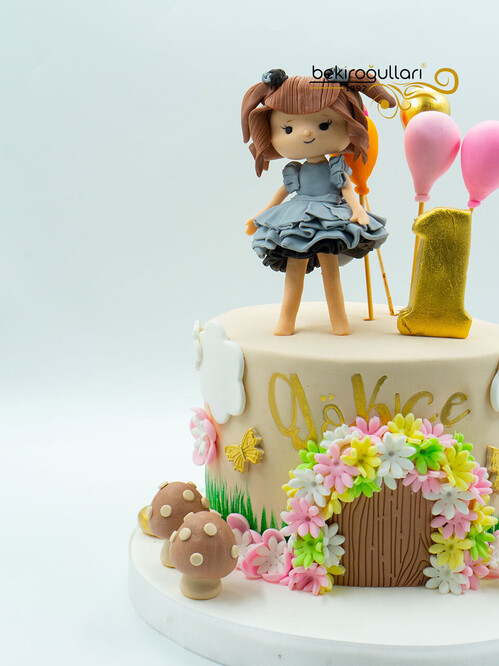 Renkli Kız Çocuk Konsept Pasta