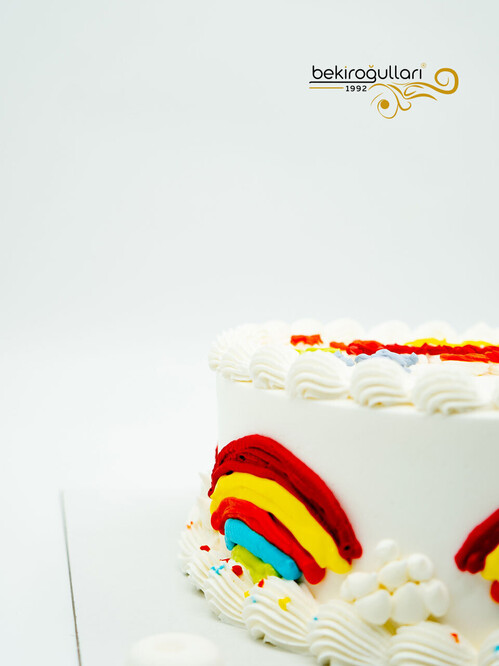 Renkli Yazılı Naked Sıvama Pasta