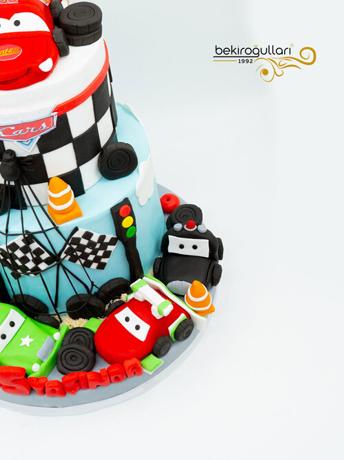 Şimşek McQueen pasta