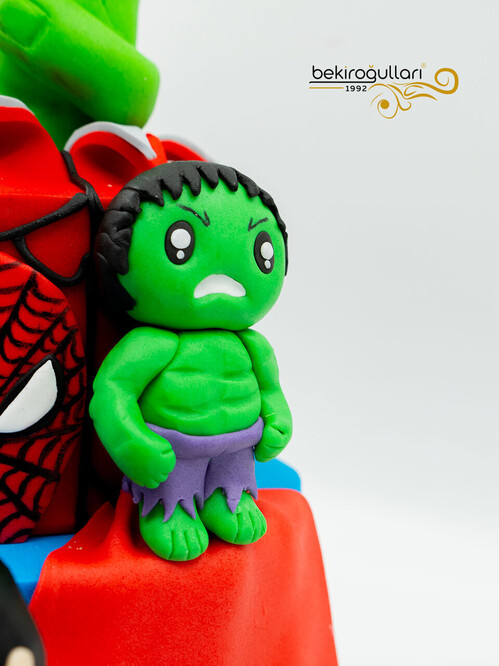 Süper Kahramanlar Konsept Pasta