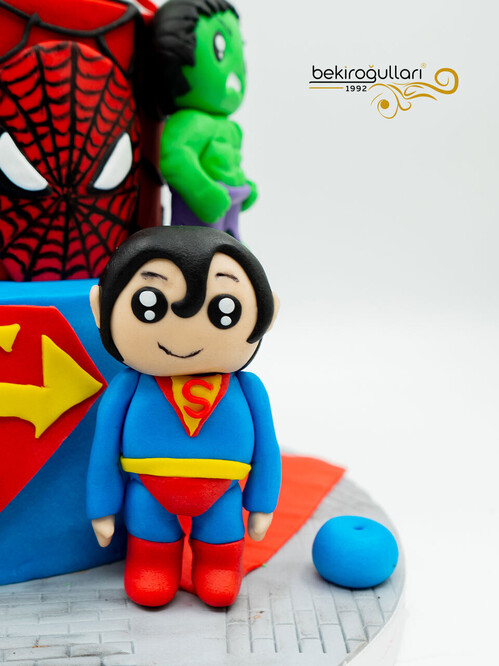 Süper Kahramanlar Konsept Pasta