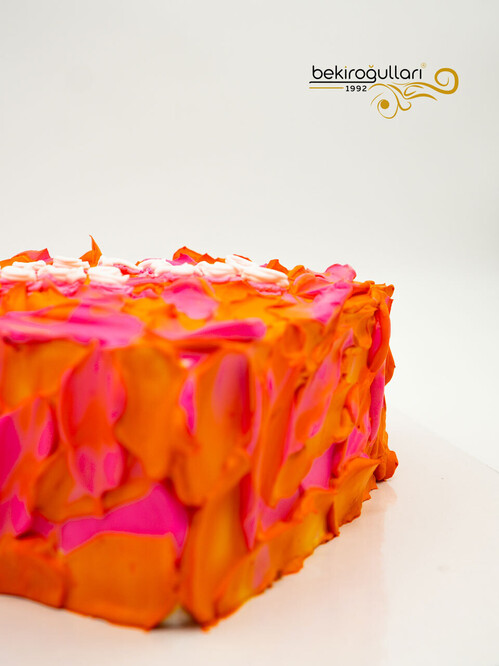 Turuncu Kalp Naked Sıvama Pasta