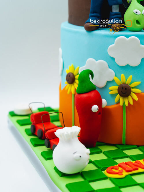 Uzaylı Karakterli Model Konsept Pasta