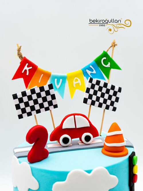 Yarış Araba Model Konsept Pasta