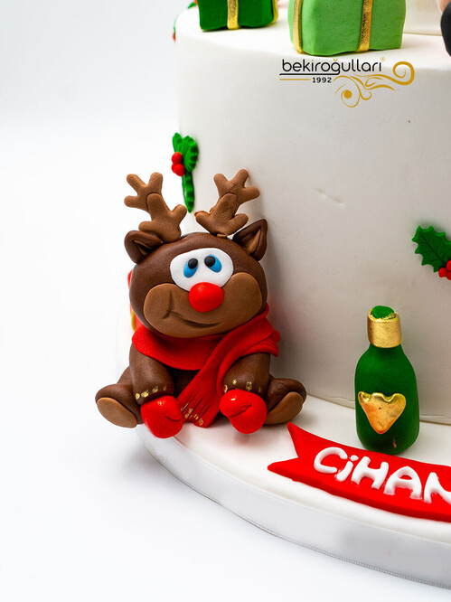 Yılbaşı Temalı Tasarım Pasta