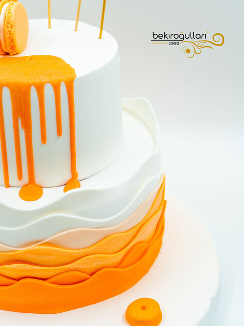 Yıldız ve Macaron Temalı Pasta