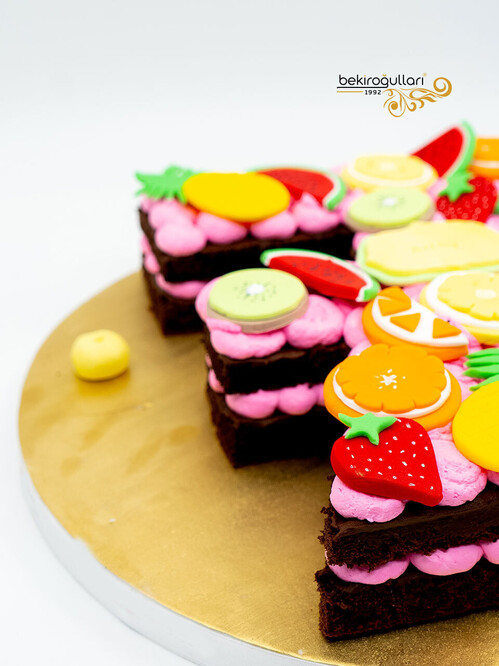 7 Rakamı Konsept Pasta