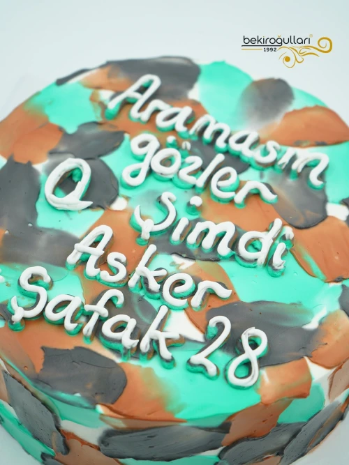 Asker Temalı Naked Pasta