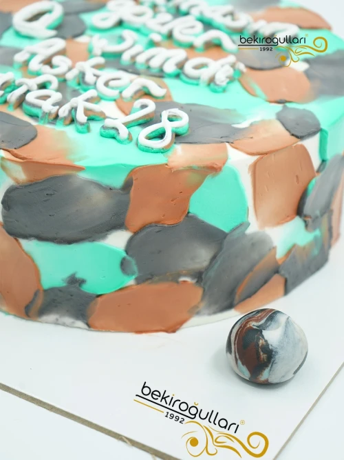 Asker Temalı Naked Pasta