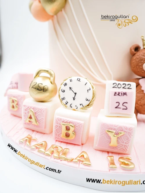 Ayıcık Süslemeli Butik Pastası