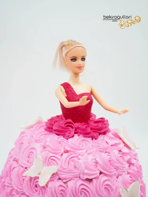 Barbie Tasarım Butik Pasta