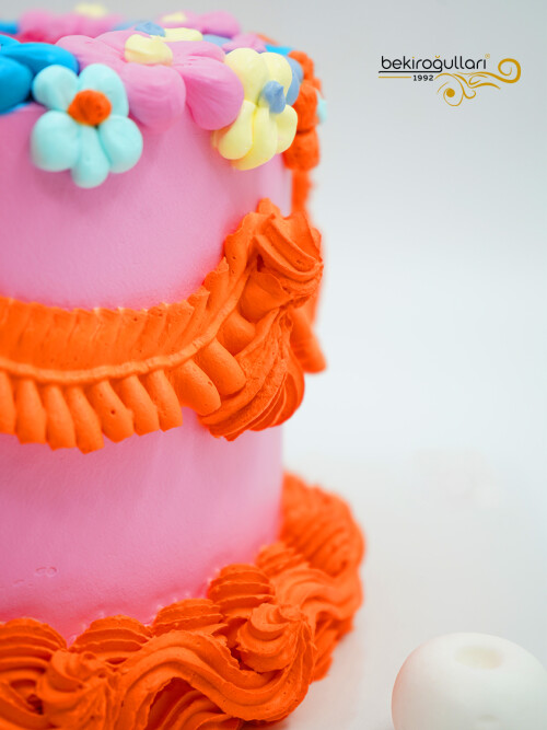 Çiçek Süslemeli Selfie Naked Cake