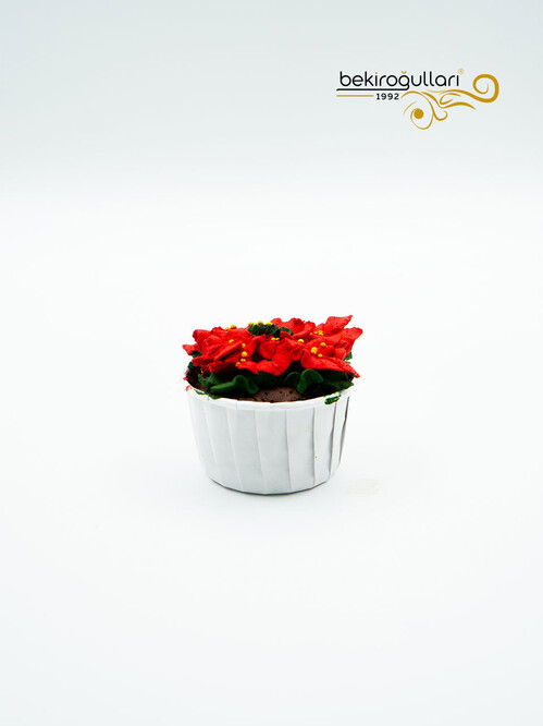Çiçek Süslemeli Yılbaşı Cupcake