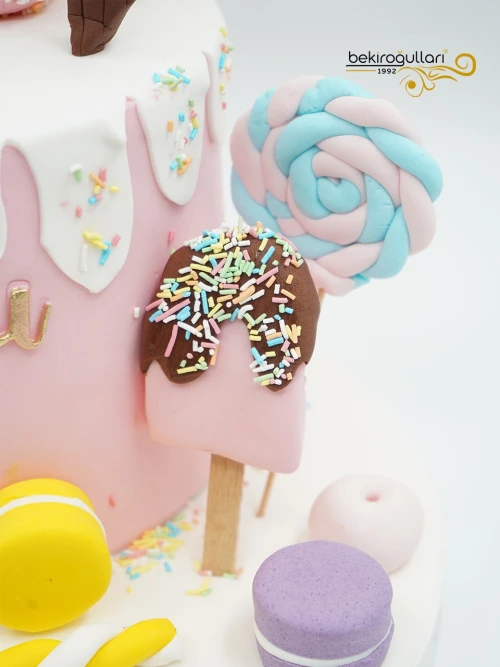 Dondurma Temalı Butik Pasta